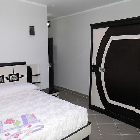 Three-Bedroom Apartment At Louly Beach Resort Ain Sukhna Exterior foto